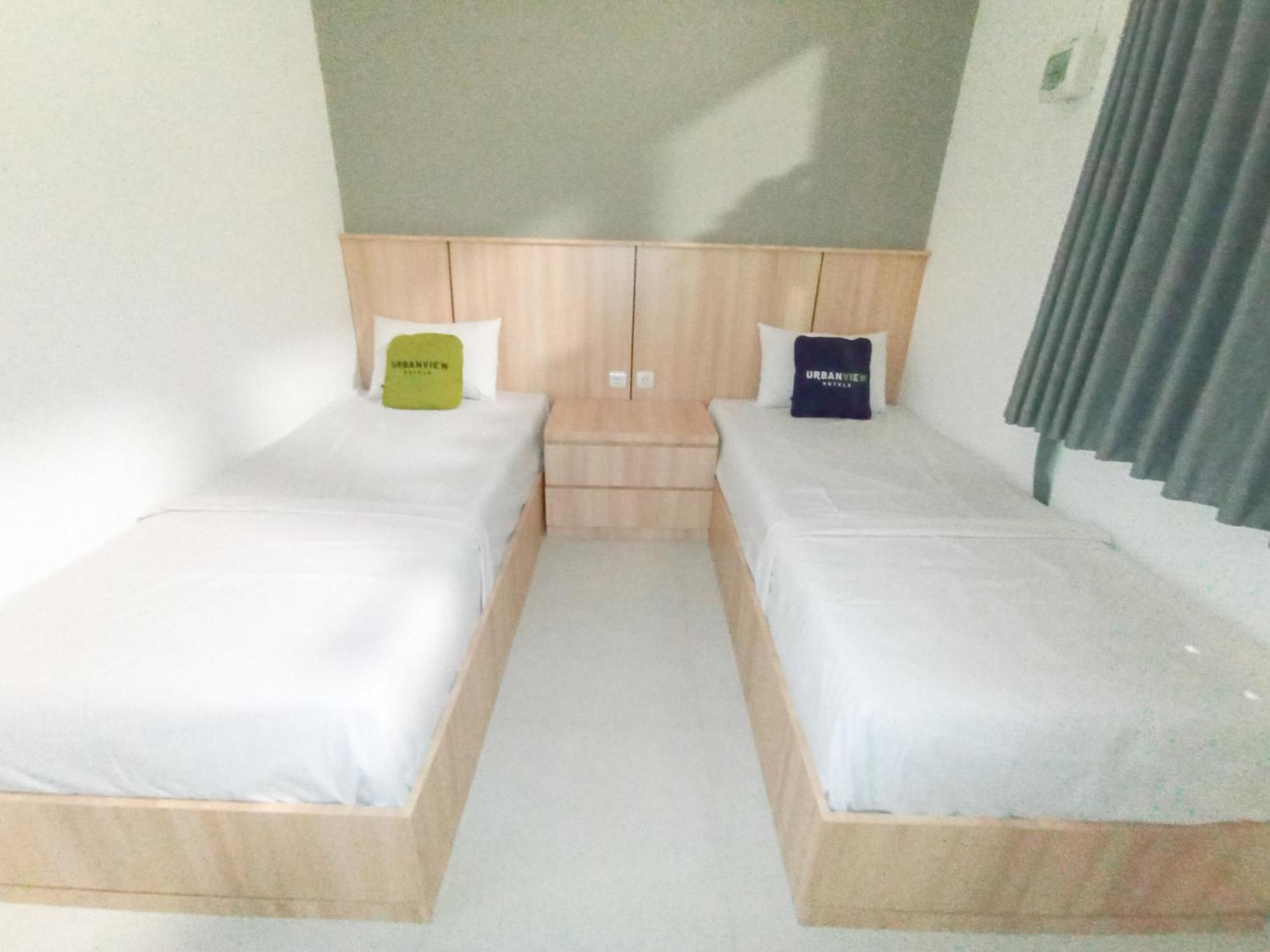 Urbanview Hotel Subali Purwokerto Bagian luar foto
