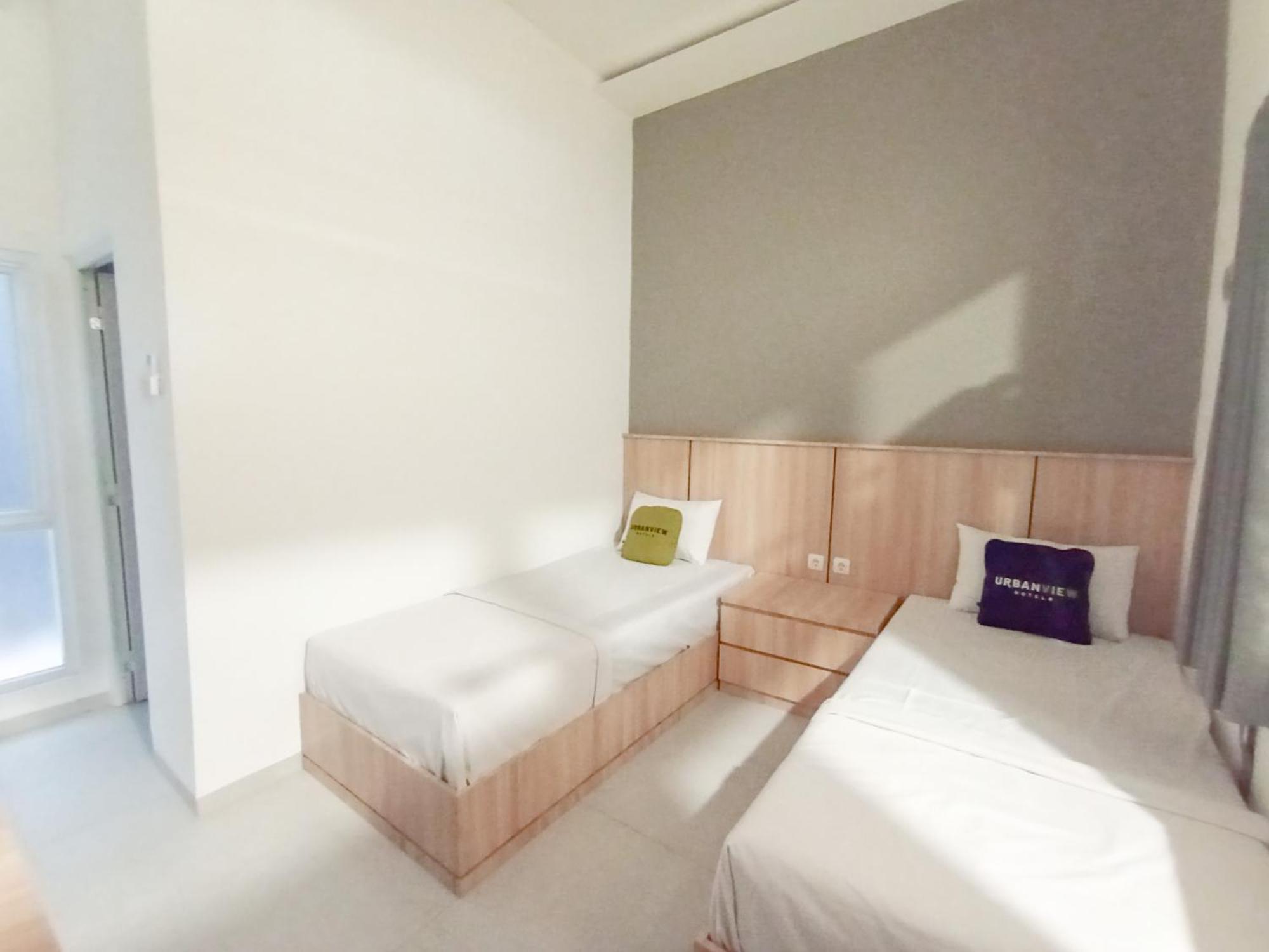 Urbanview Hotel Subali Purwokerto Bagian luar foto
