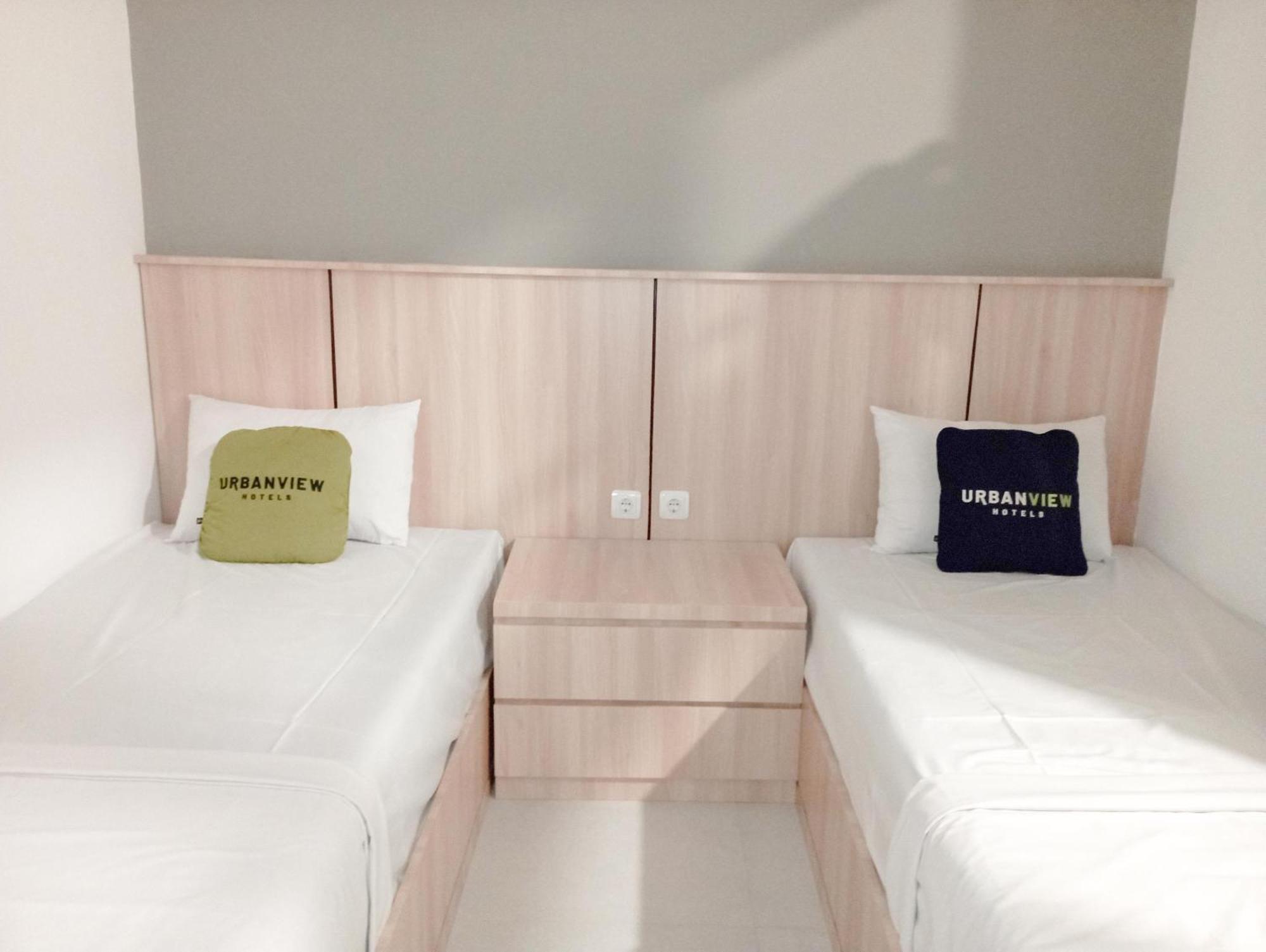 Urbanview Hotel Subali Purwokerto Bagian luar foto