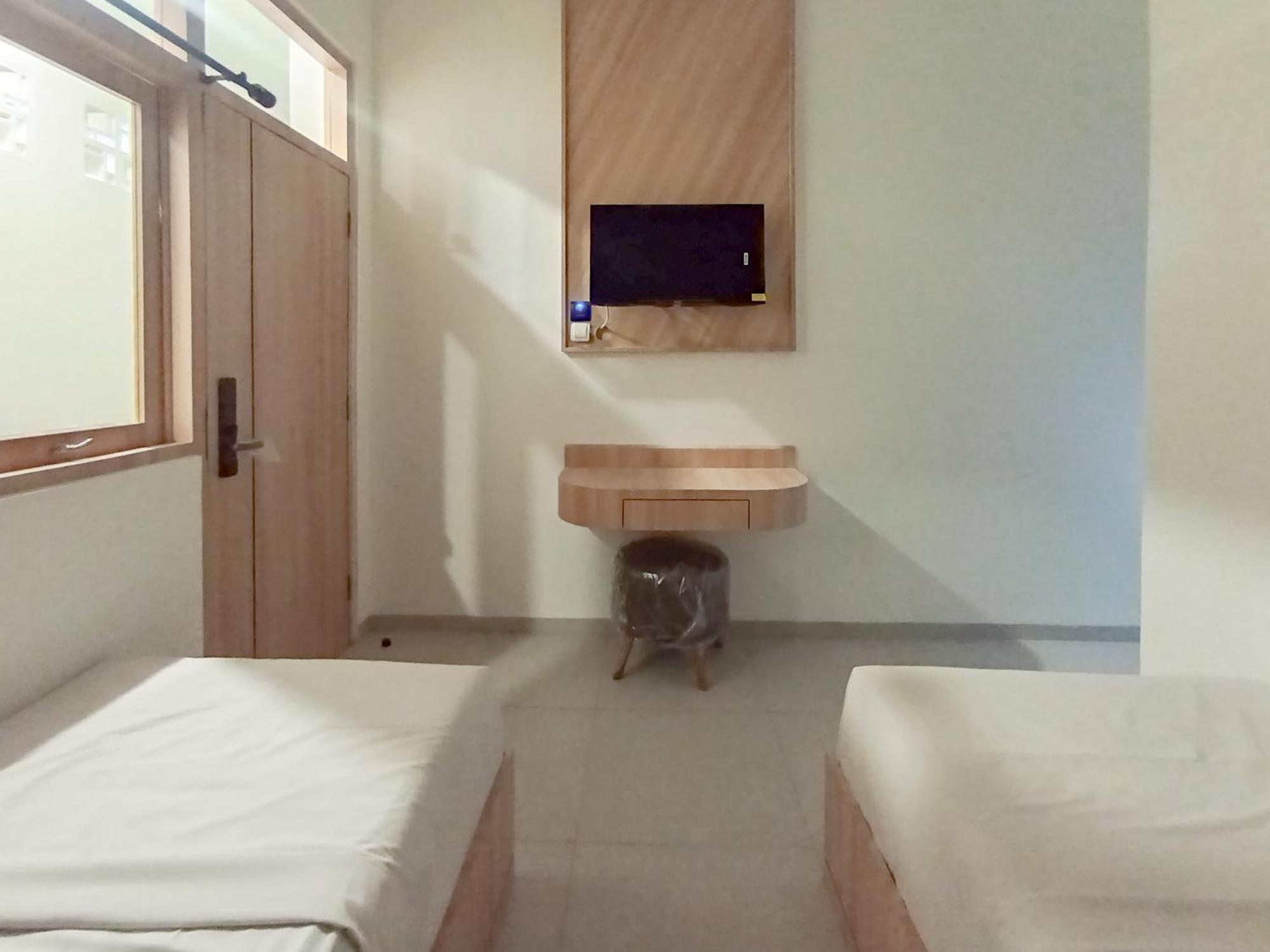 Urbanview Hotel Subali Purwokerto Bagian luar foto